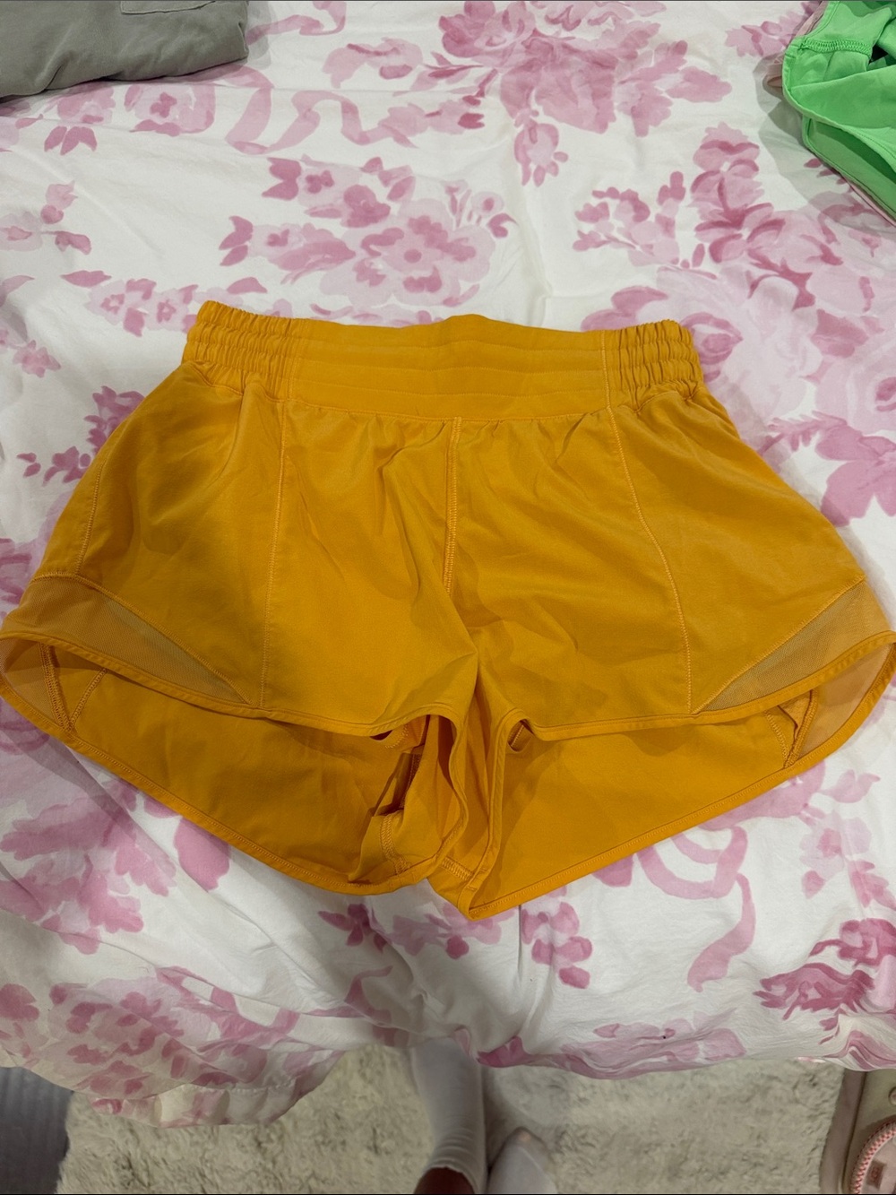 orange lululemon hotty hot size 6 high rise 2.5 in